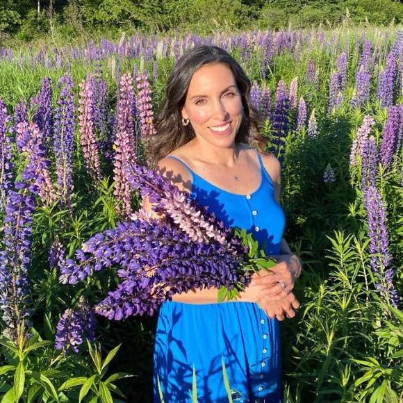 Meet your Posher, Leah - Picture 1 of 1